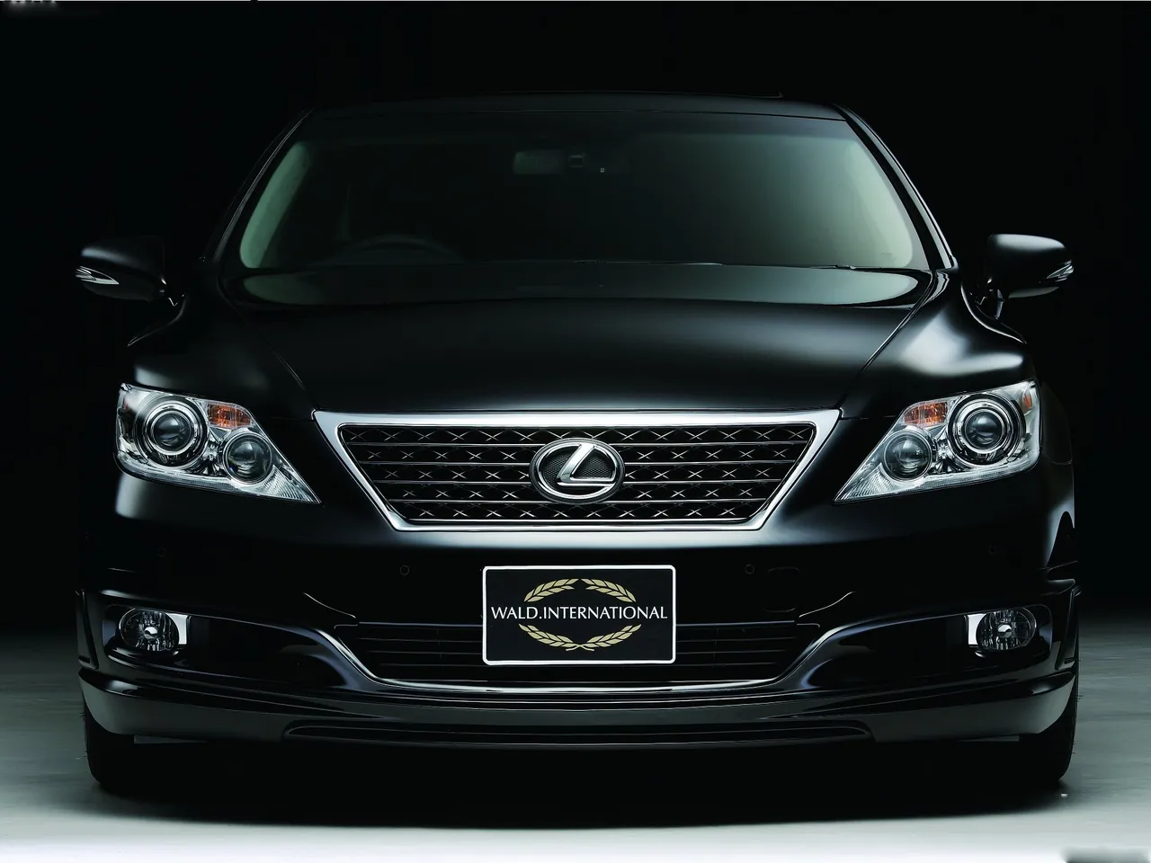 Wald Lexus LS460 (2010) – zepředu