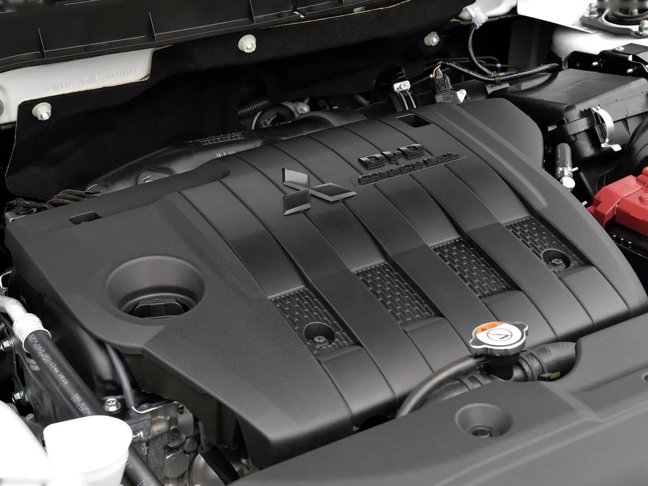 Mitsubishi ASX (2016) – motorový prostor