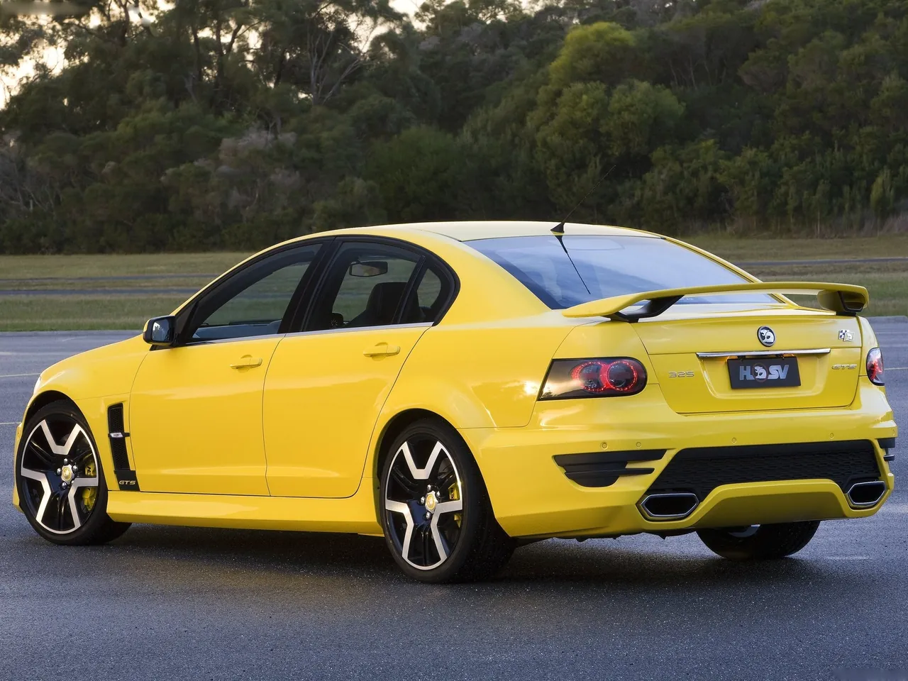 HSV E3 GTS (2011) – zadní tříčtvrteční pohled
