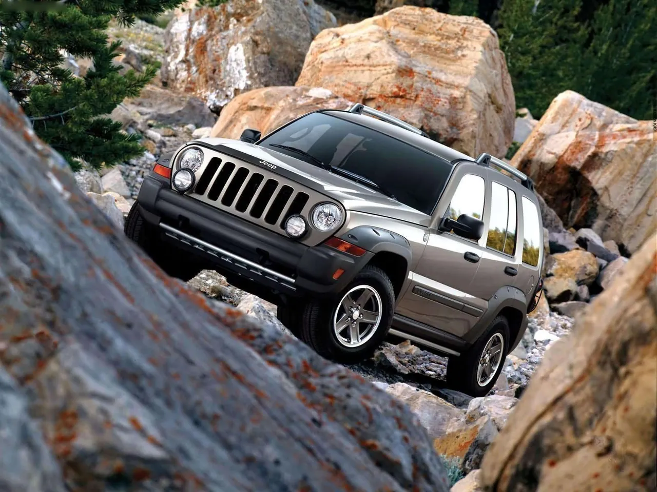 Jeep Liberty Renegade 3.7 (2005)