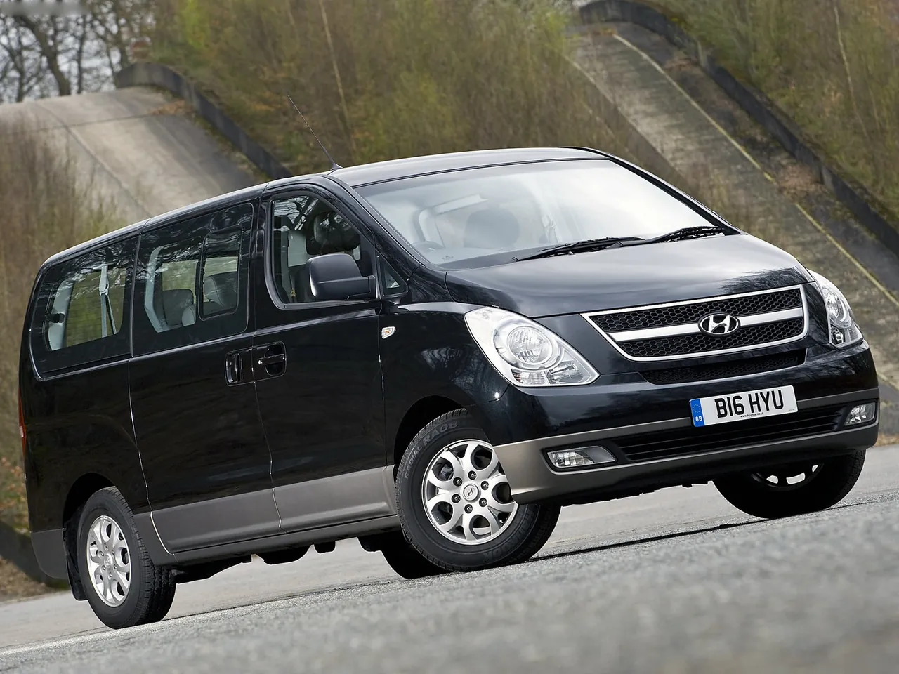Hyundai i800 (2008)