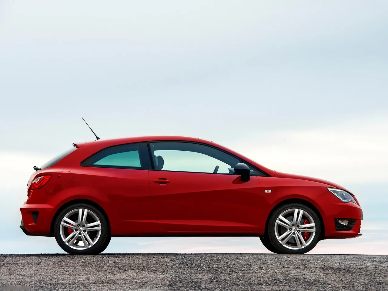 Seat Ibiza Cupra (2013) – boční profil