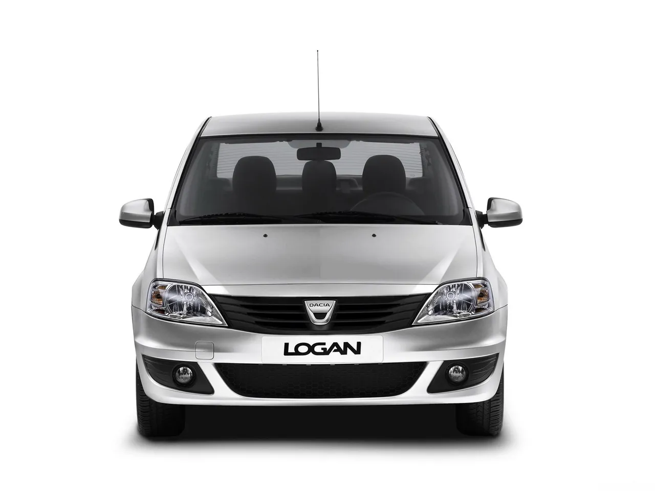 Dacia Logan (2009) – zepředu