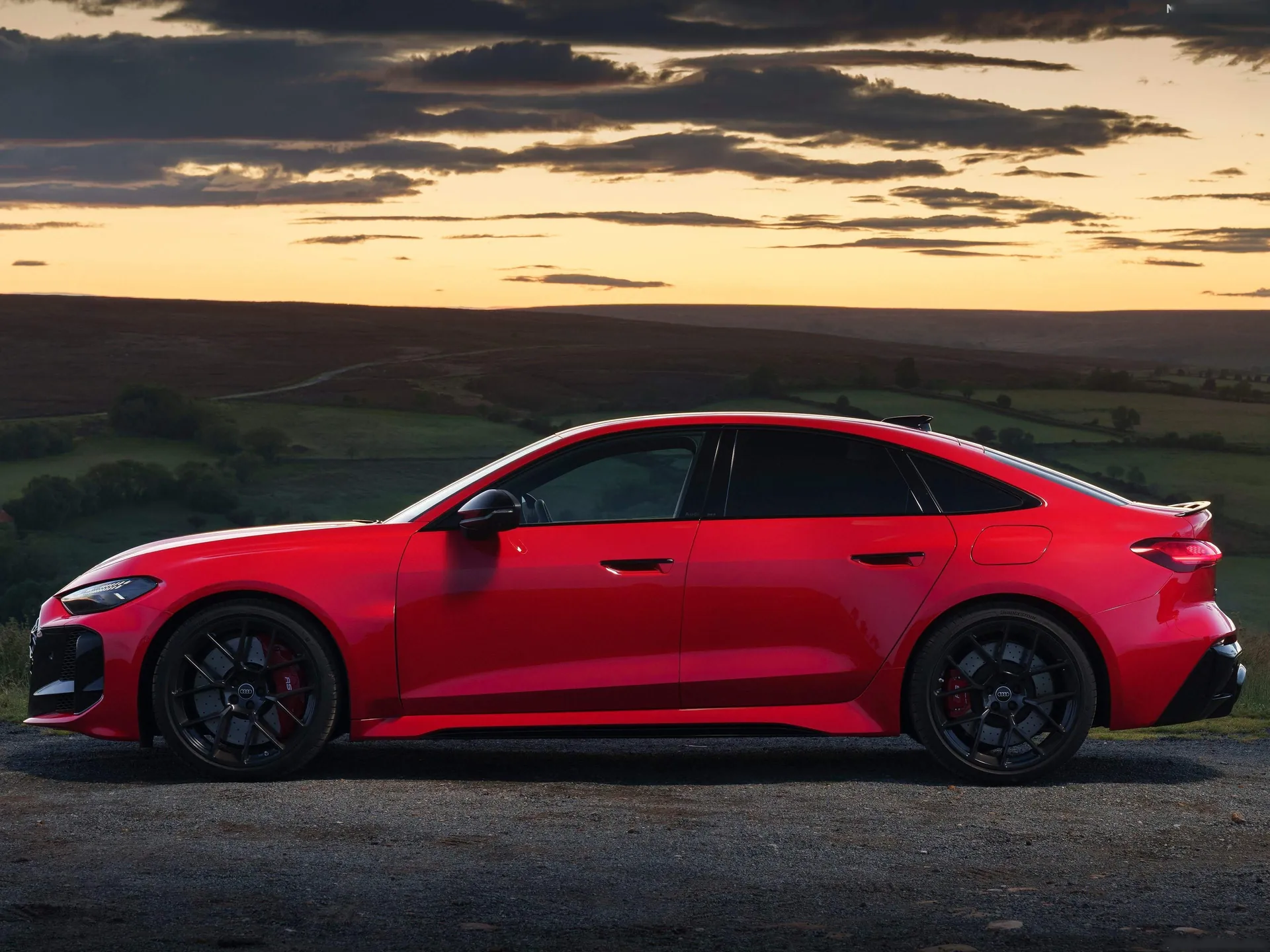 Audi RS5 Saloon [UK] (2027) – boční profil