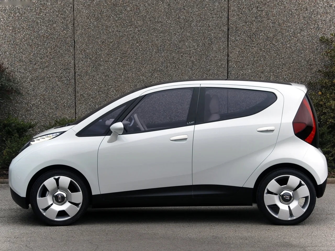 Pininfarina B0 (2010) – boční profil