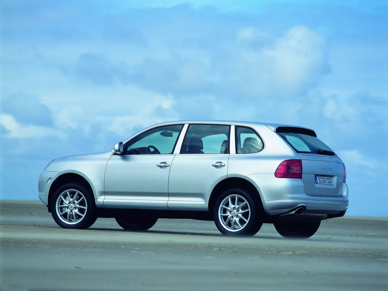 Porsche Cayenne S (2004) - Rear Three-Quarter