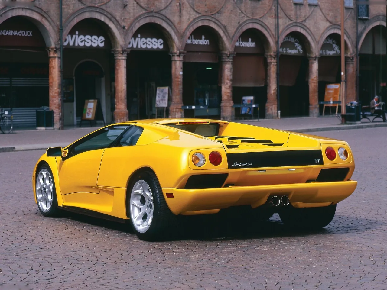 Lamborghini Diablo 6.0 (2001) – zadní tříčtvrteční pohled