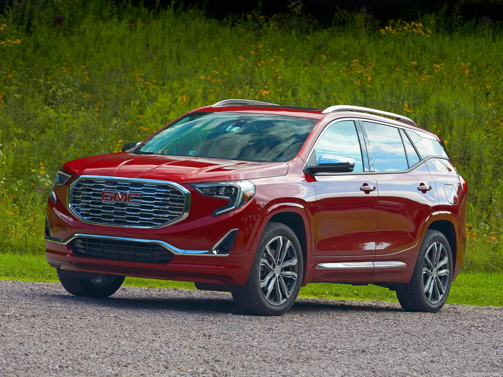 GMC Terrain Denali (2018)
