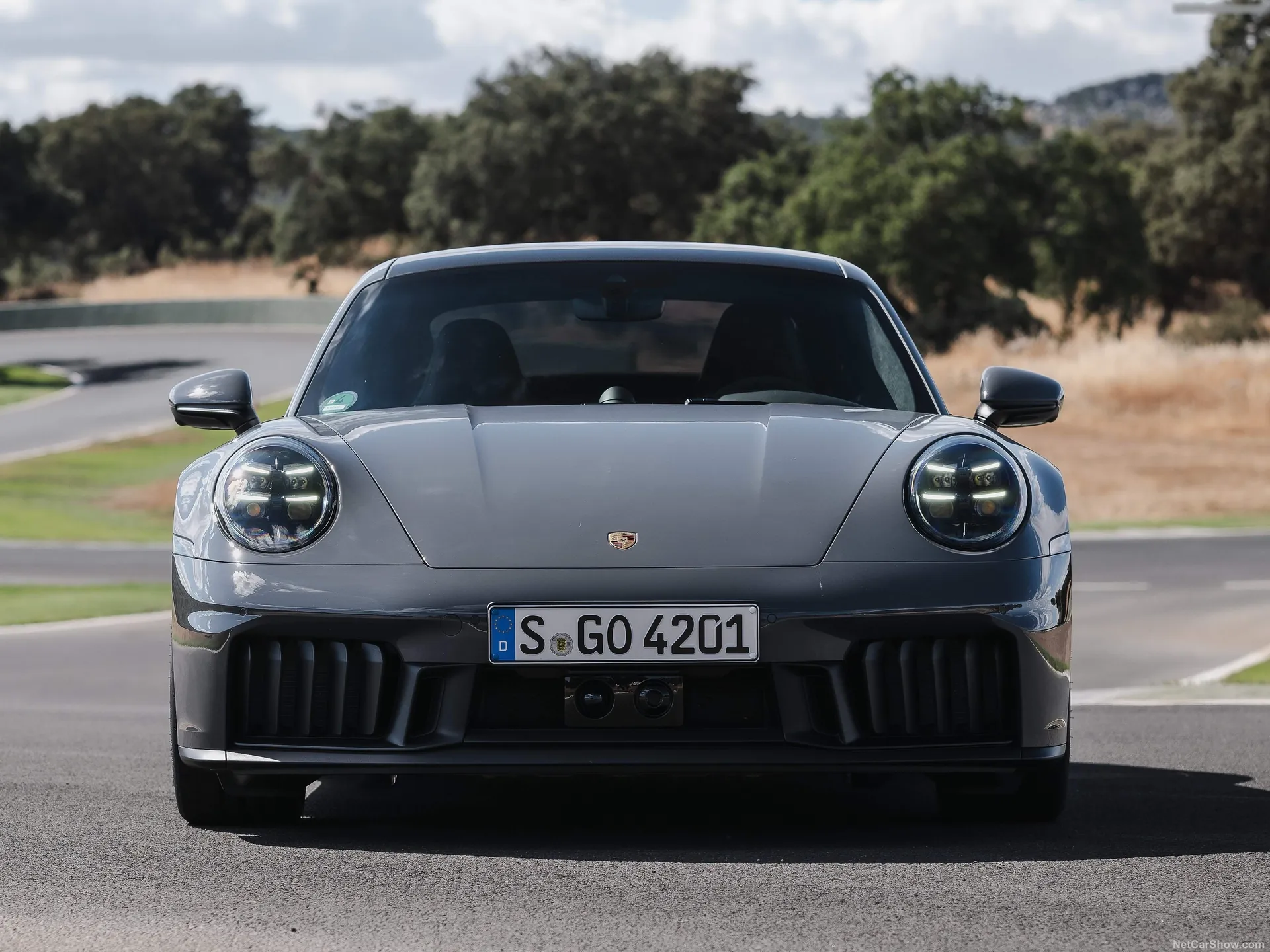 Porsche 911 Carrera GTS (2025) – zepředu