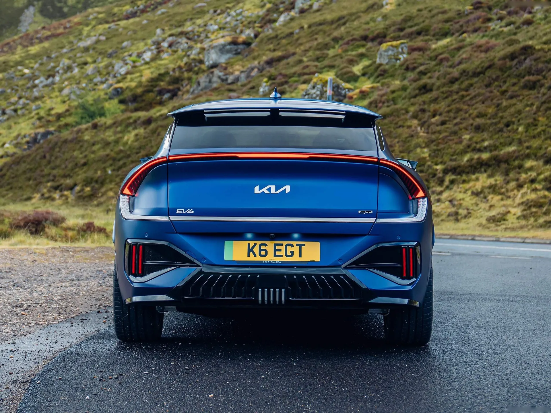 Kia EV6 GT [UK] (2025) – zezadu