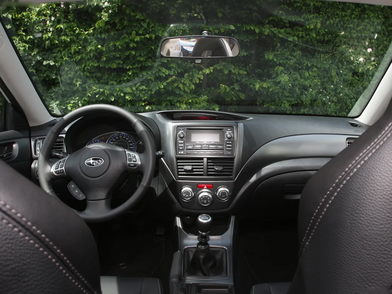 Subaru Impreza XV (2010) – interiér