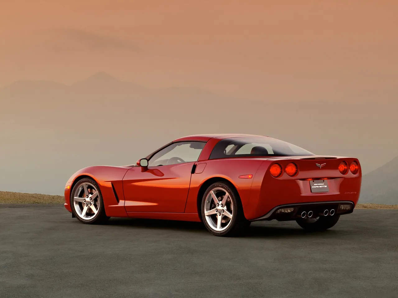 Chevrolet Corvette (2005) – zadní tříčtvrteční pohled