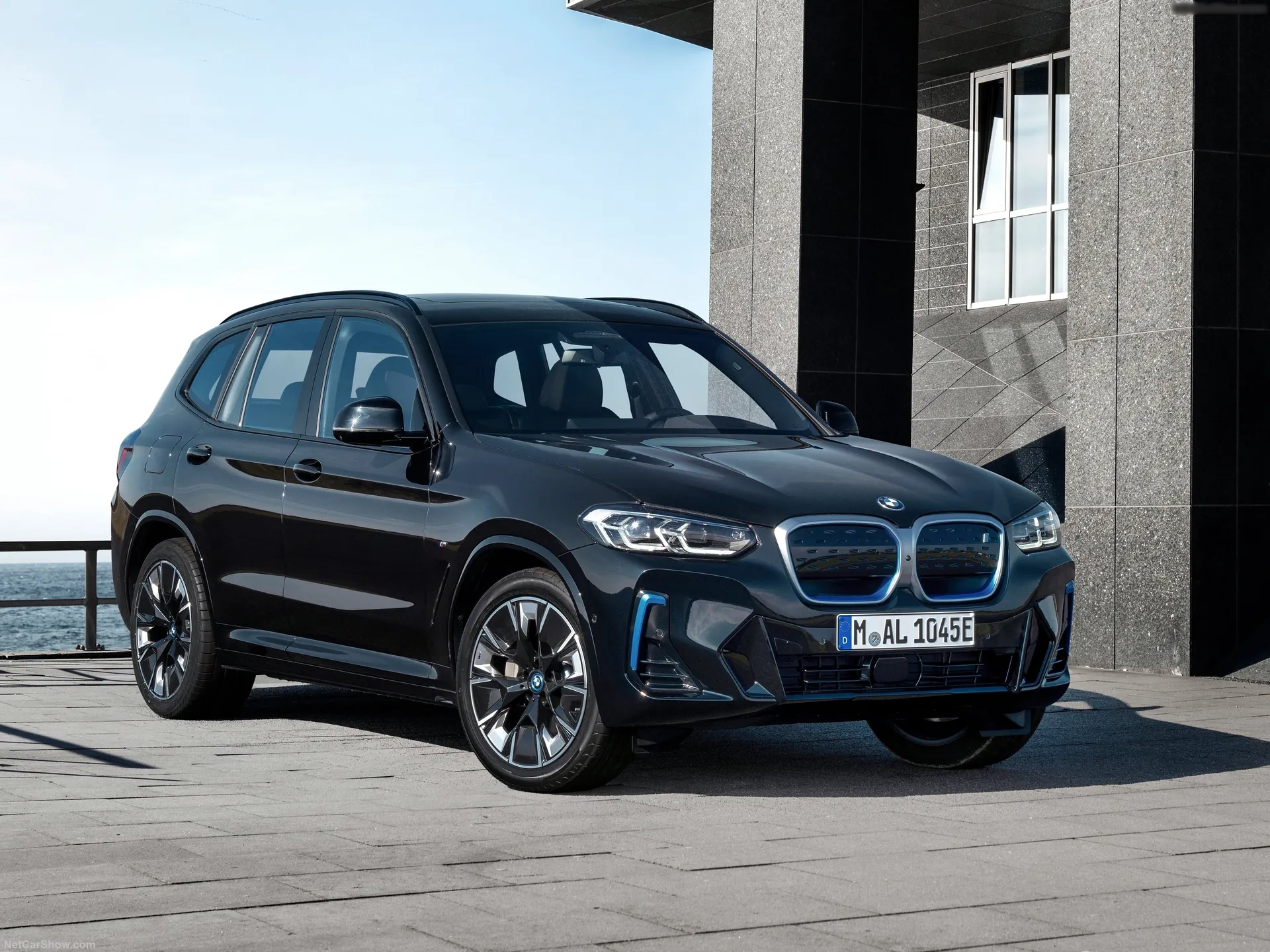 BMW iX3 (2022)