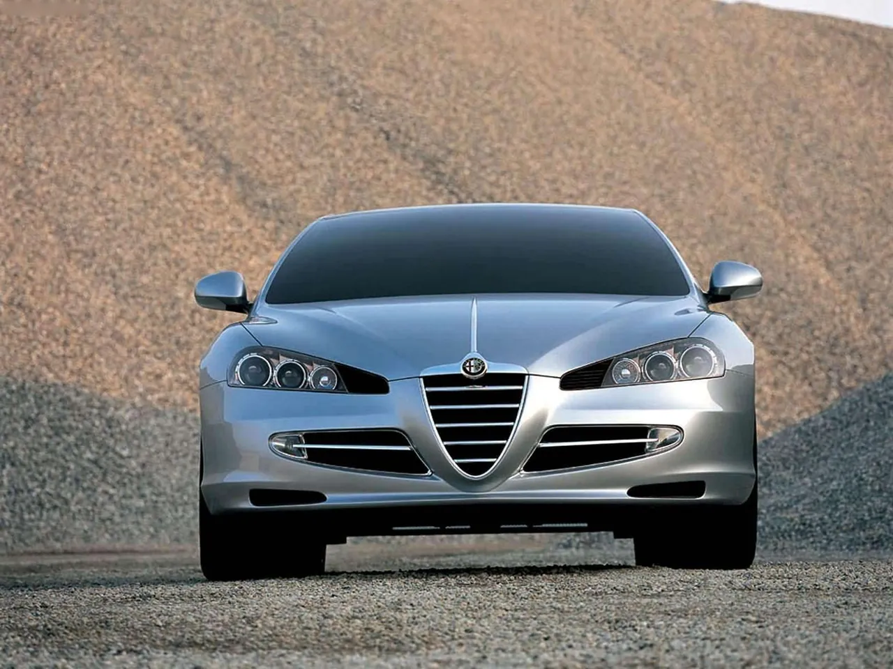 Alfa Romeo Visconti Concept ItalDesign (2004) - Front