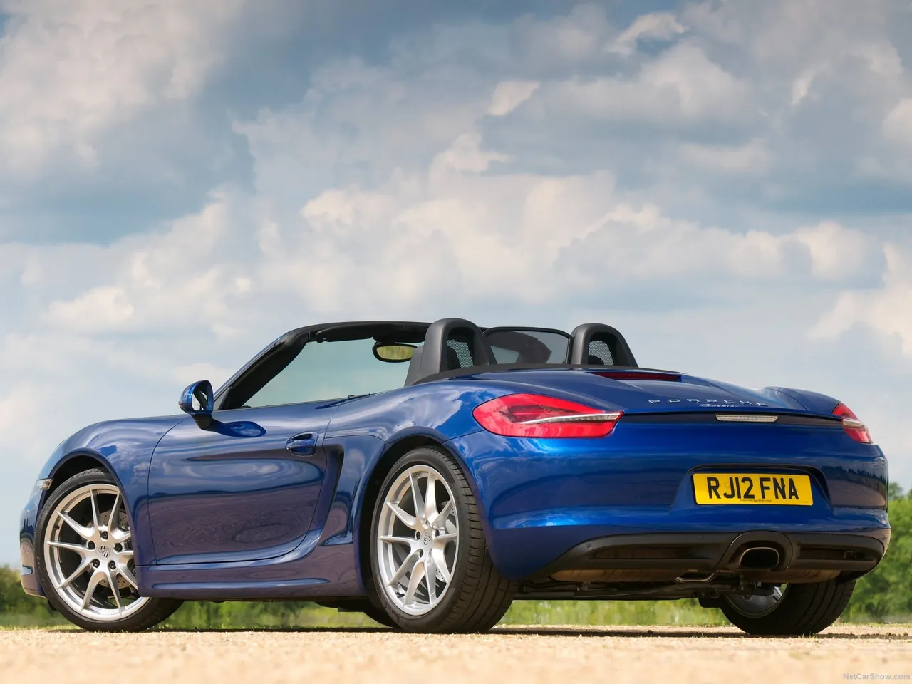 Porsche Boxster (2013) – zadní tříčtvrteční pohled