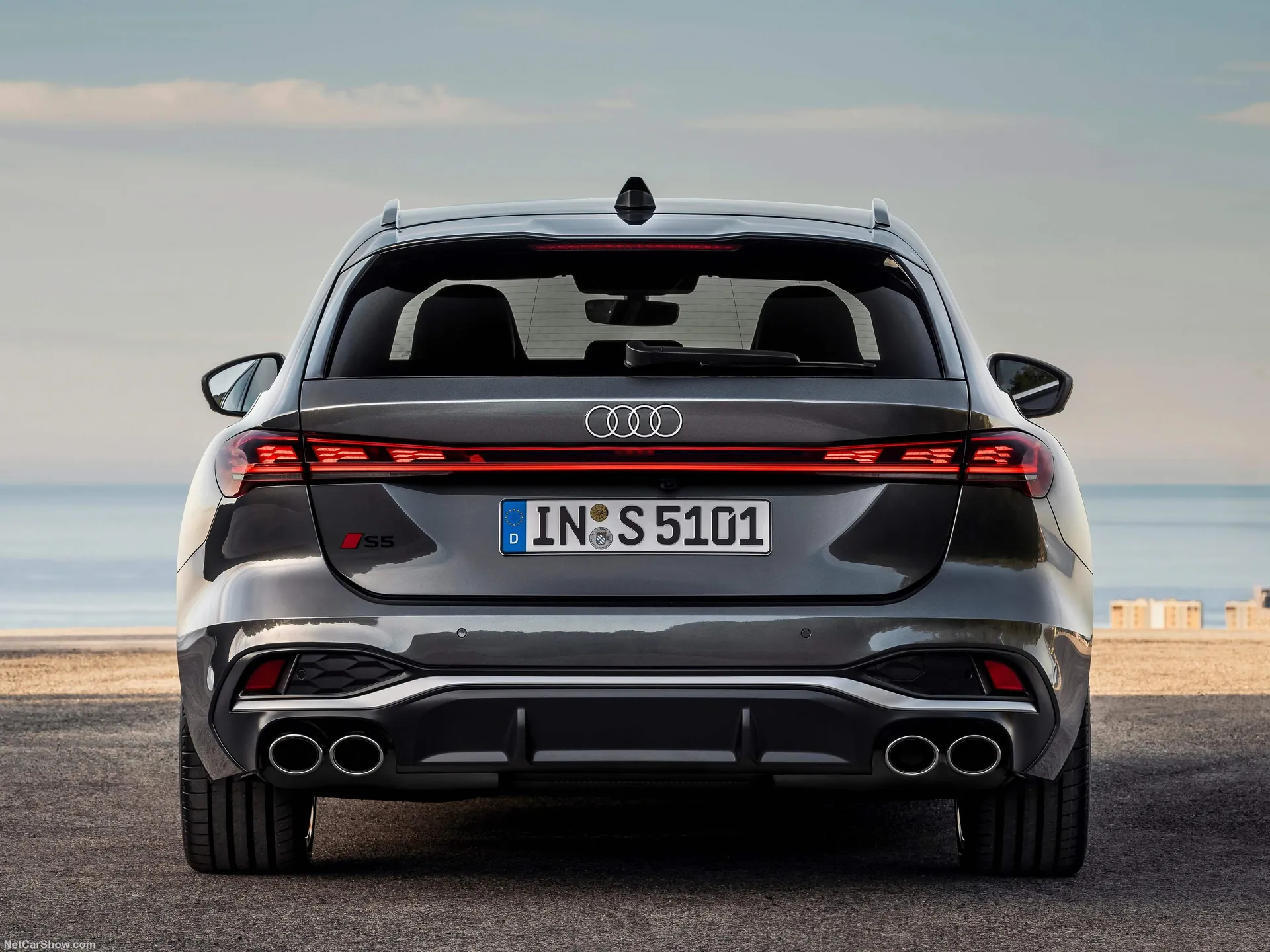Audi S5 Avant (2025) – zezadu