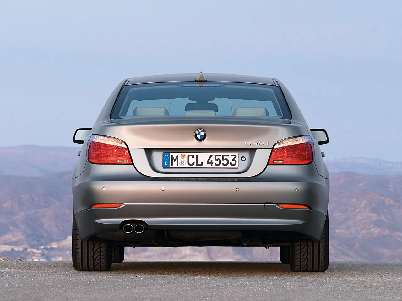BMW 5-Series (2008) – zezadu