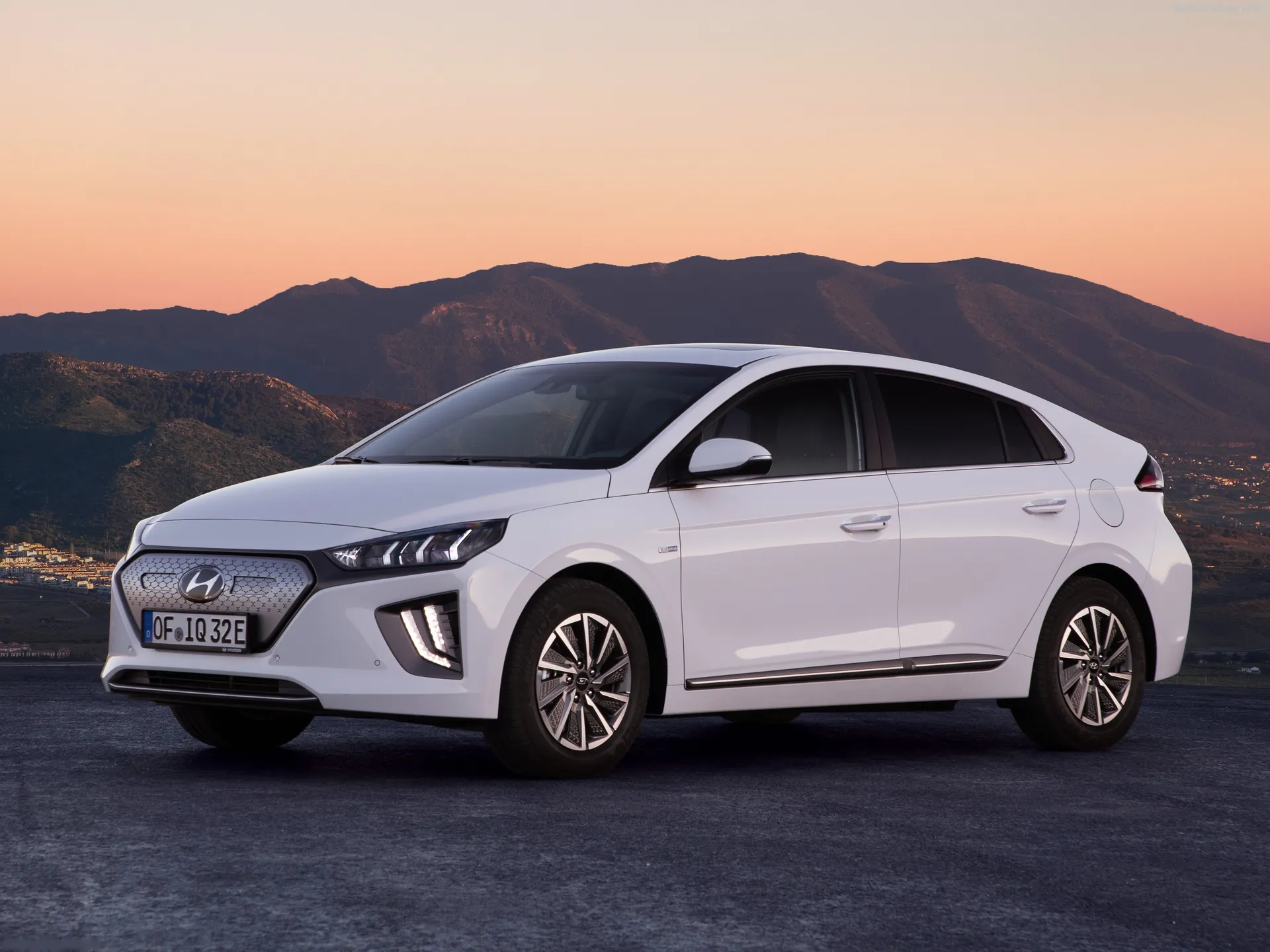 Hyundai Ioniq (2020)