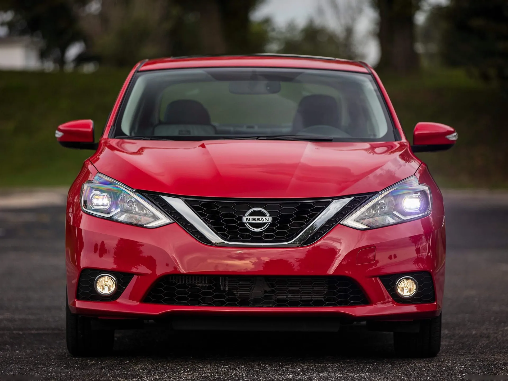 Nissan Sentra SR Turbo (2017) - Front