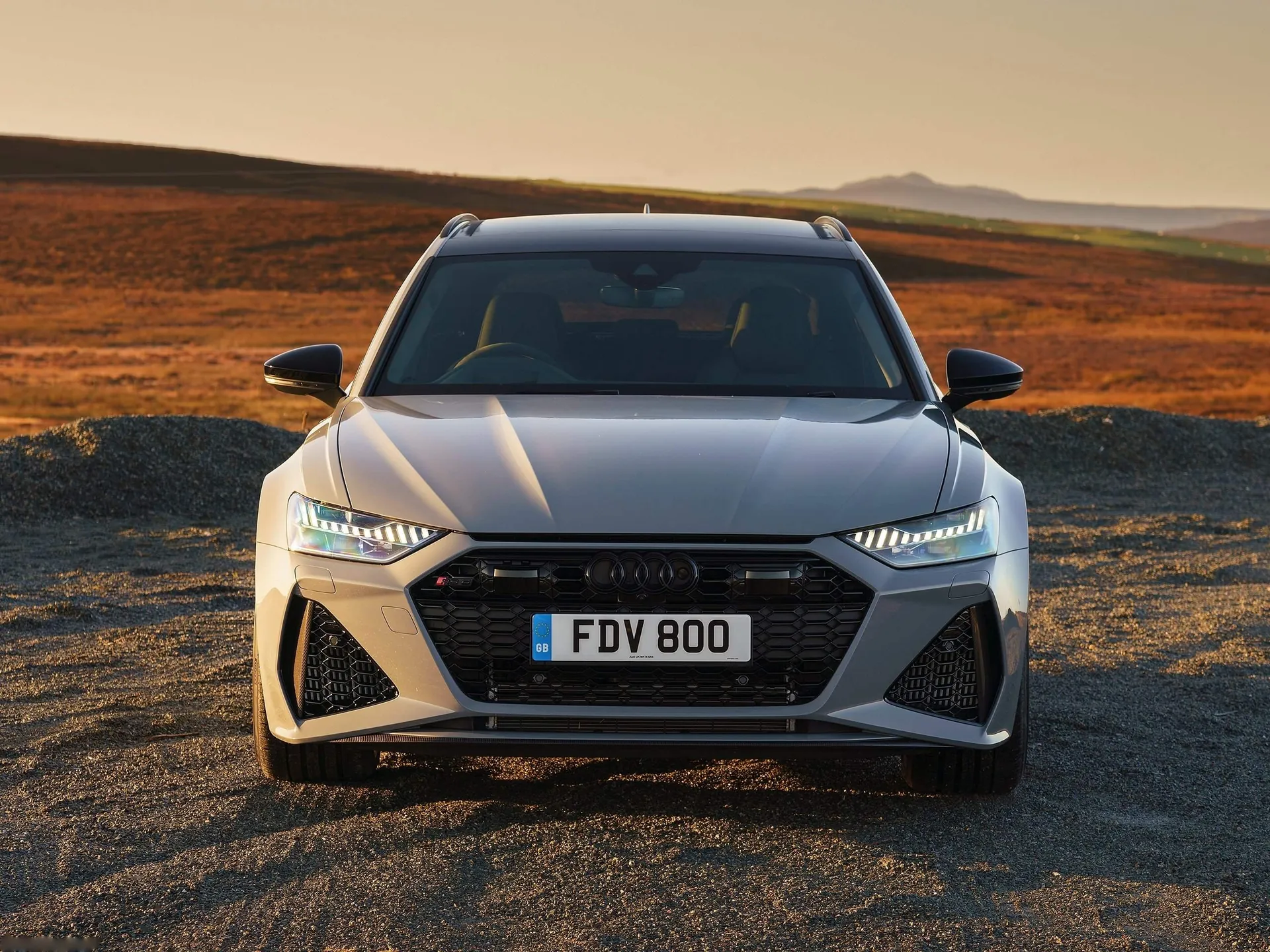 Audi RS6 Avant [UK] (2020) - Front