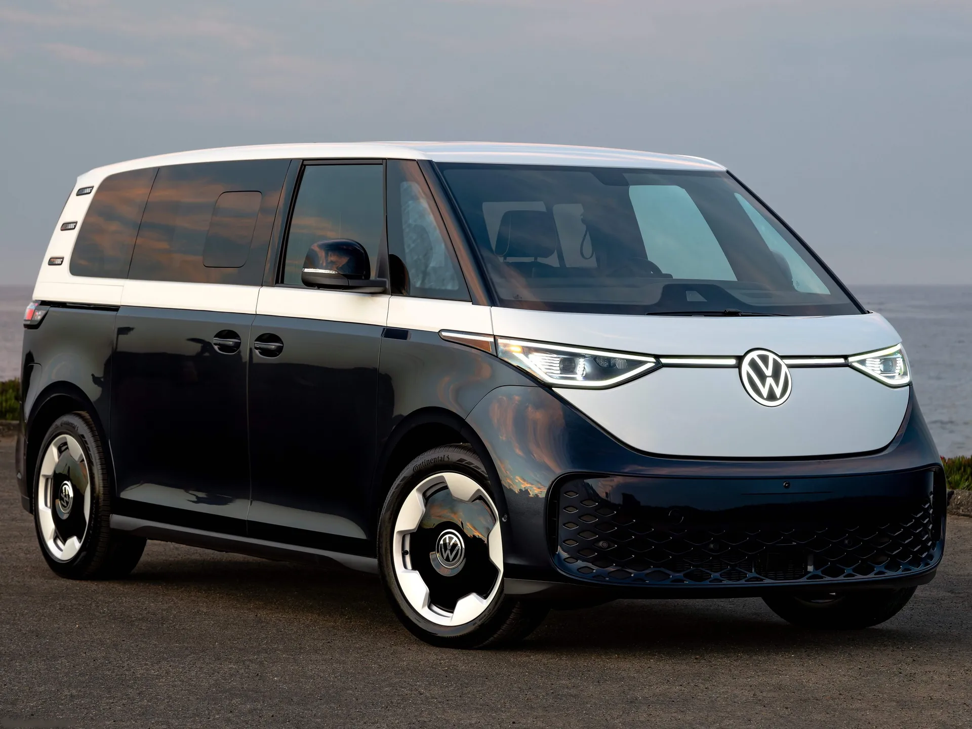Volkswagen ID.Buzz [US] (2025)