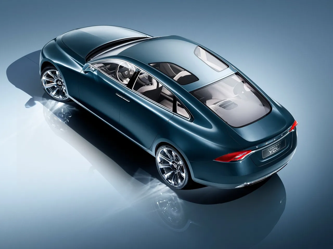 Volvo You Concept (2011) – zadní tříčtvrteční pohled