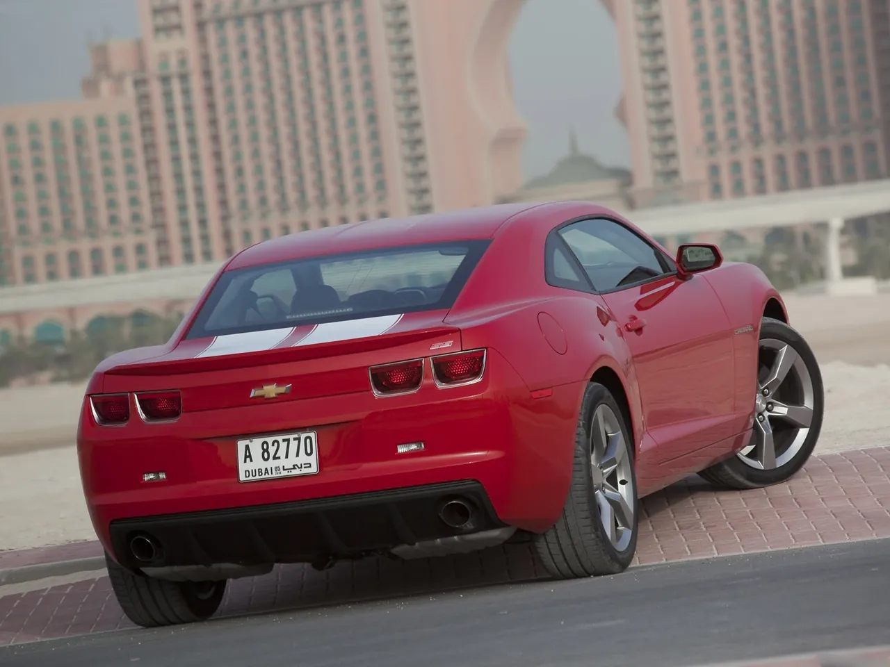 Chevrolet Camaro SS (2010) – zadní tříčtvrteční pohled