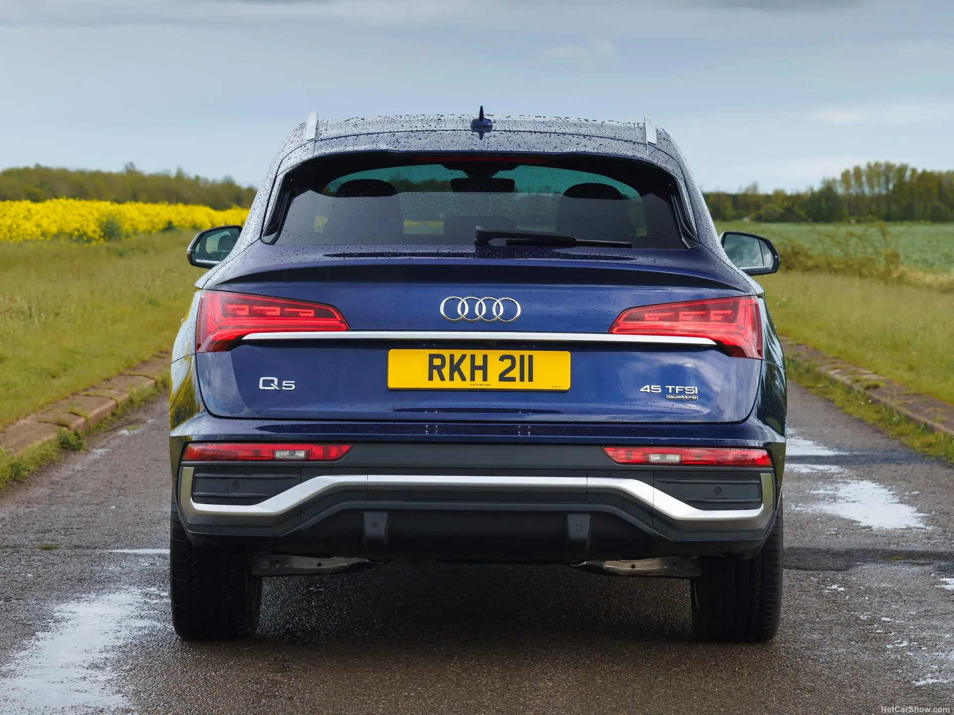 Audi Q5 Sportback [UK] (2021) – zezadu