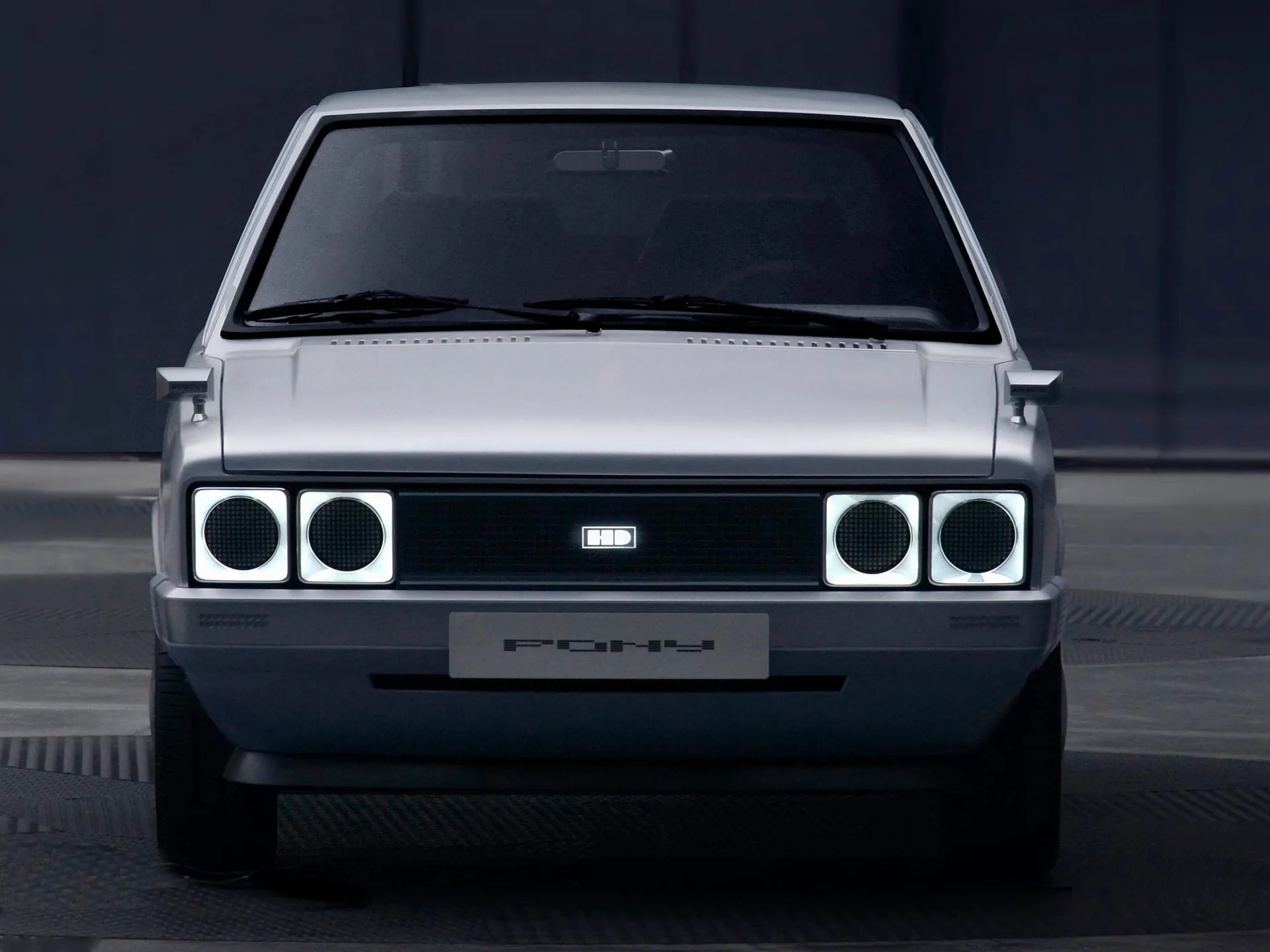 Hyundai Pony Concept (2021) – zepředu