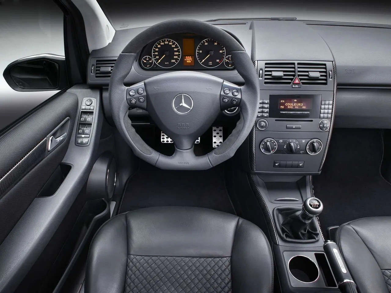 Brabus Mercedes-Benz A-Class (2005) – interiér