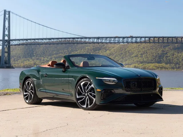 Bentley Continental GTC S (2027)