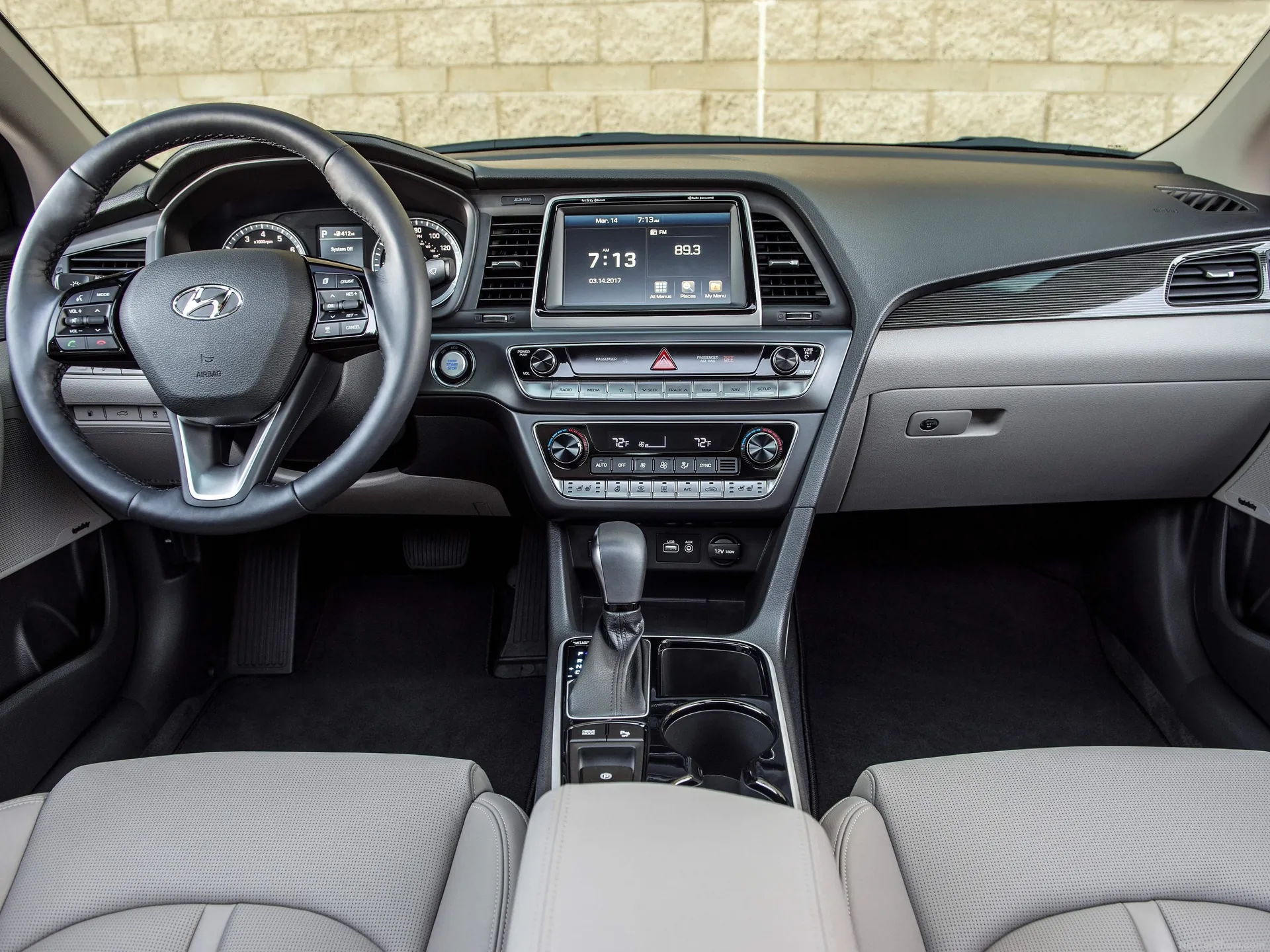 Hyundai Sonata (2018) – interiér