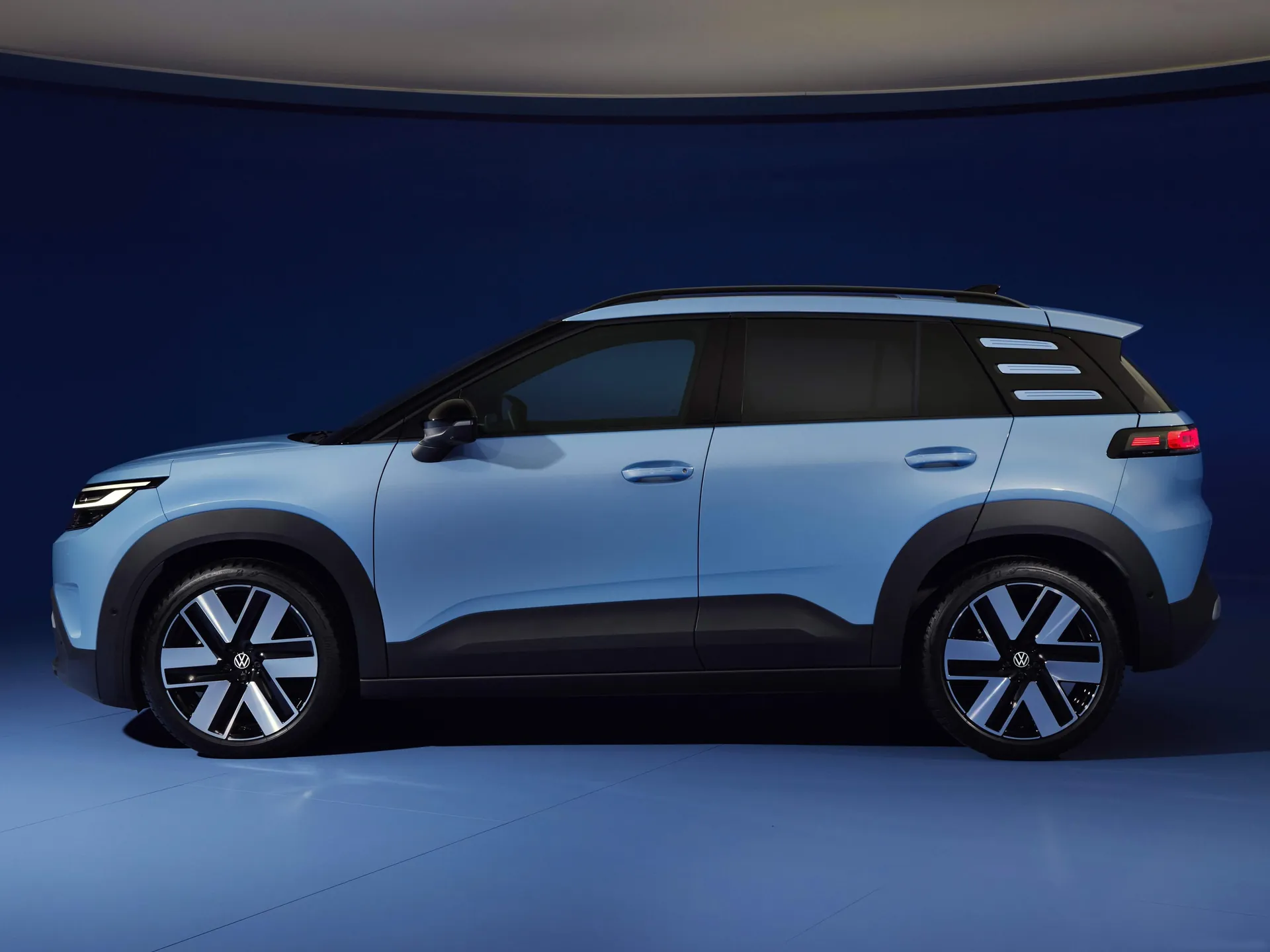 Volkswagen ID.Cross (2027) – boční profil