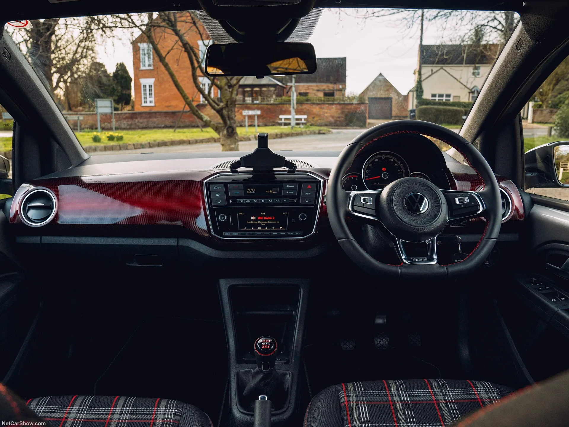 Volkswagen Up GTI [UK] (2020) - Interior