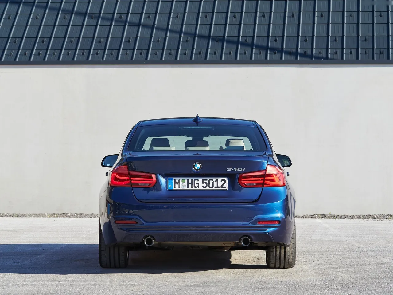 BMW 3-Series (2016) – zezadu