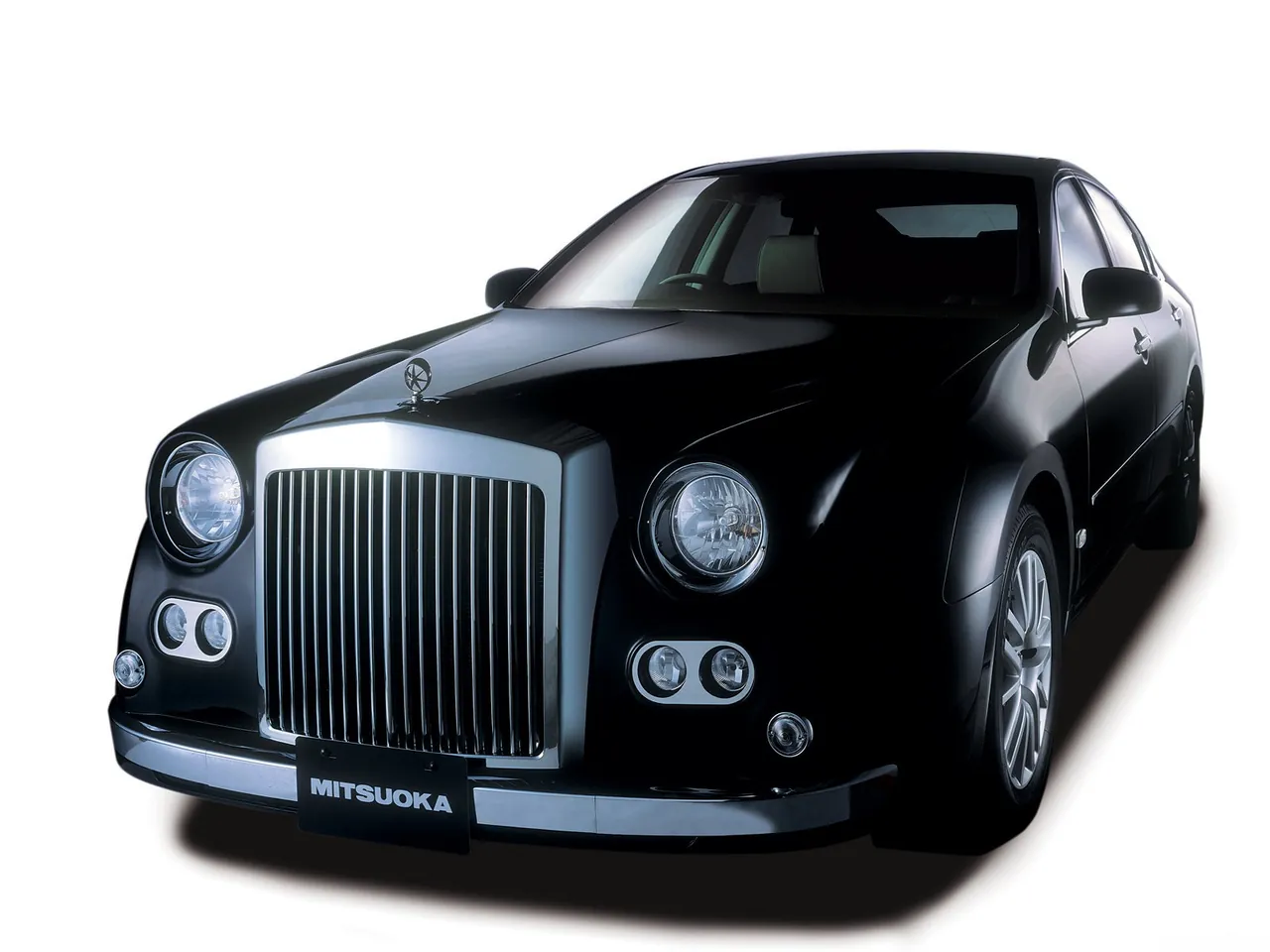Mitsuoka New Galue (2003)