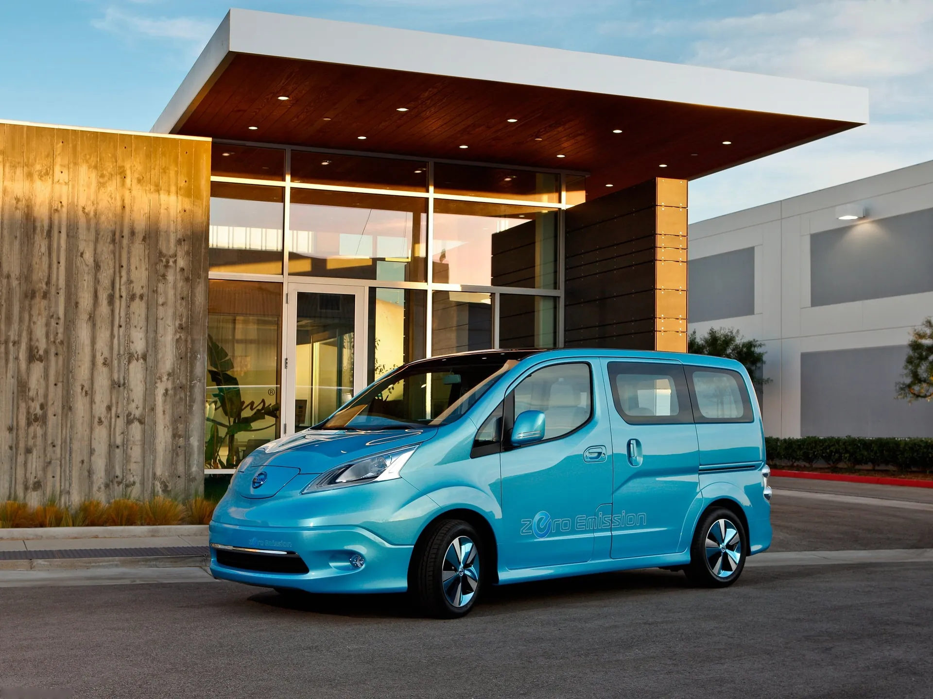 Nissan e-NV200 Concept (2012)