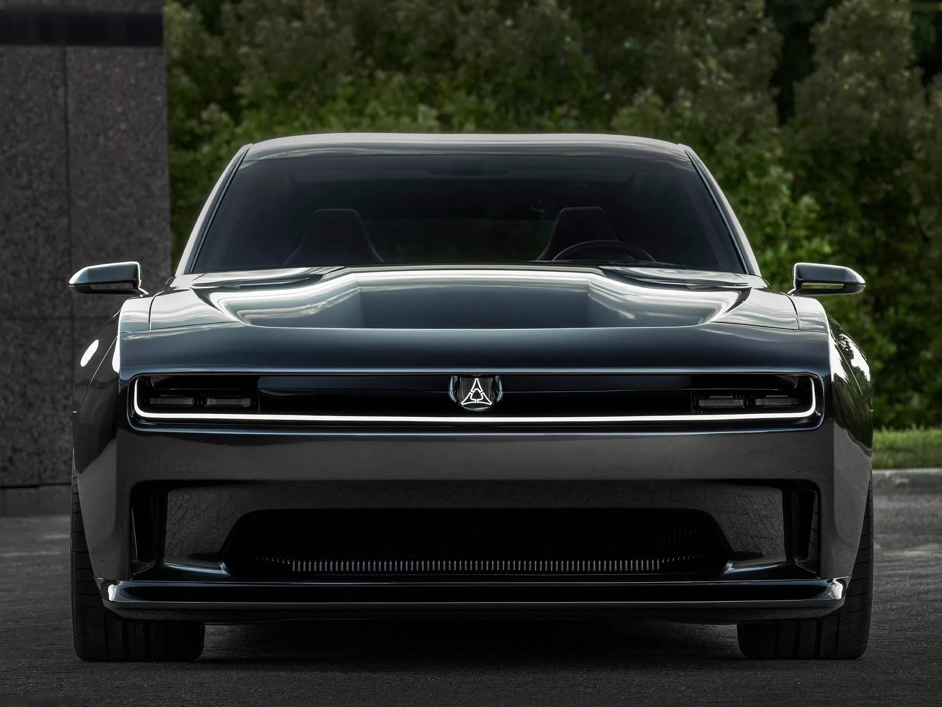Dodge Charger Daytona SRT Concept (2022) – zepředu