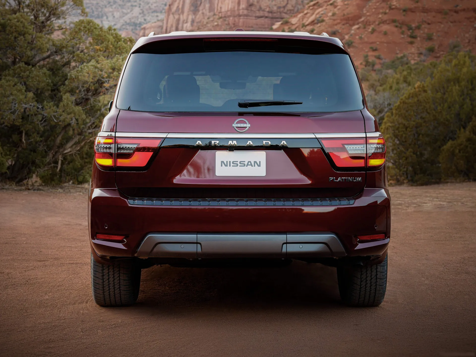 Nissan Armada (2021) – zezadu