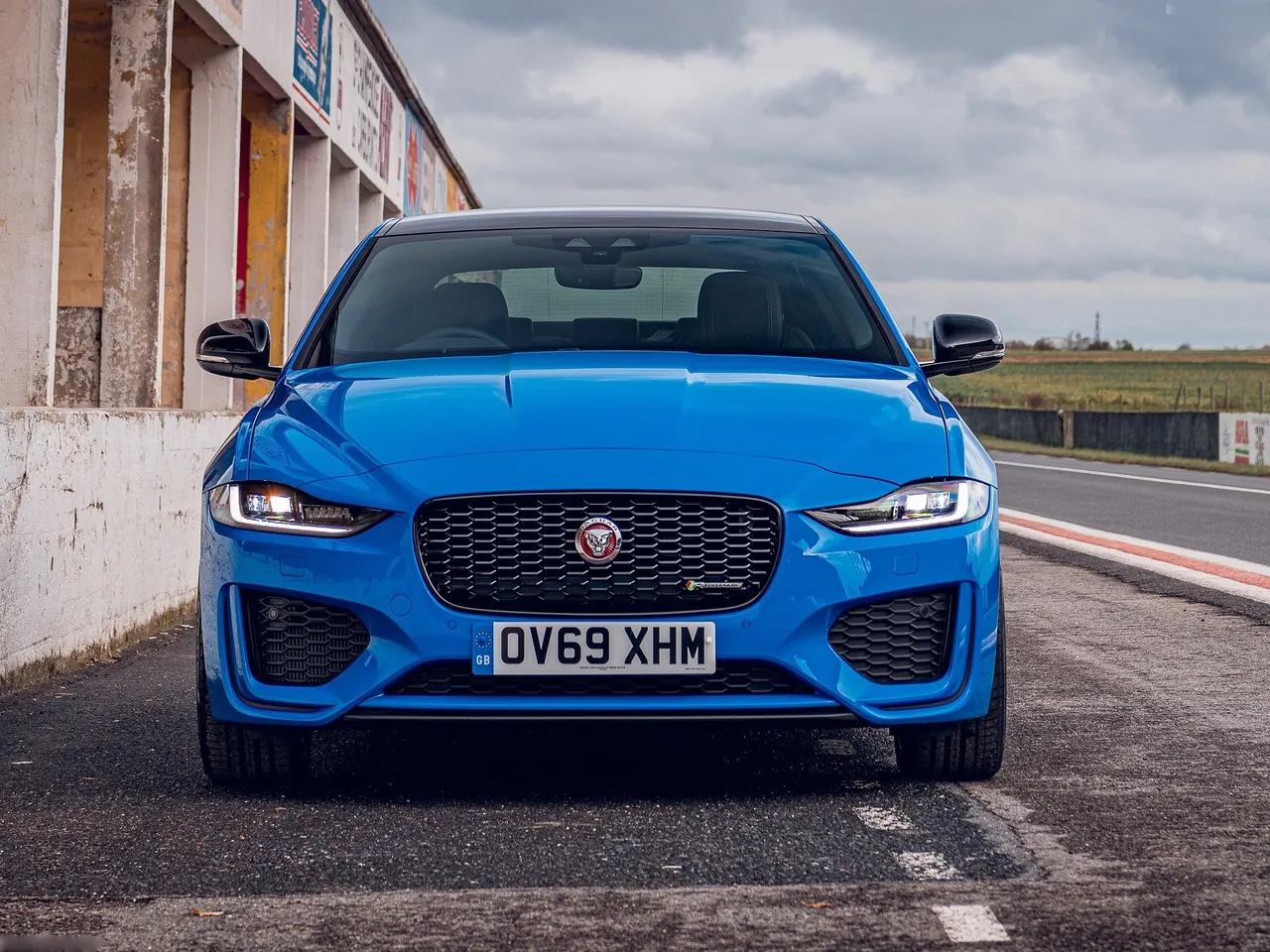 Jaguar XE Reims Edition (2020) – zepředu