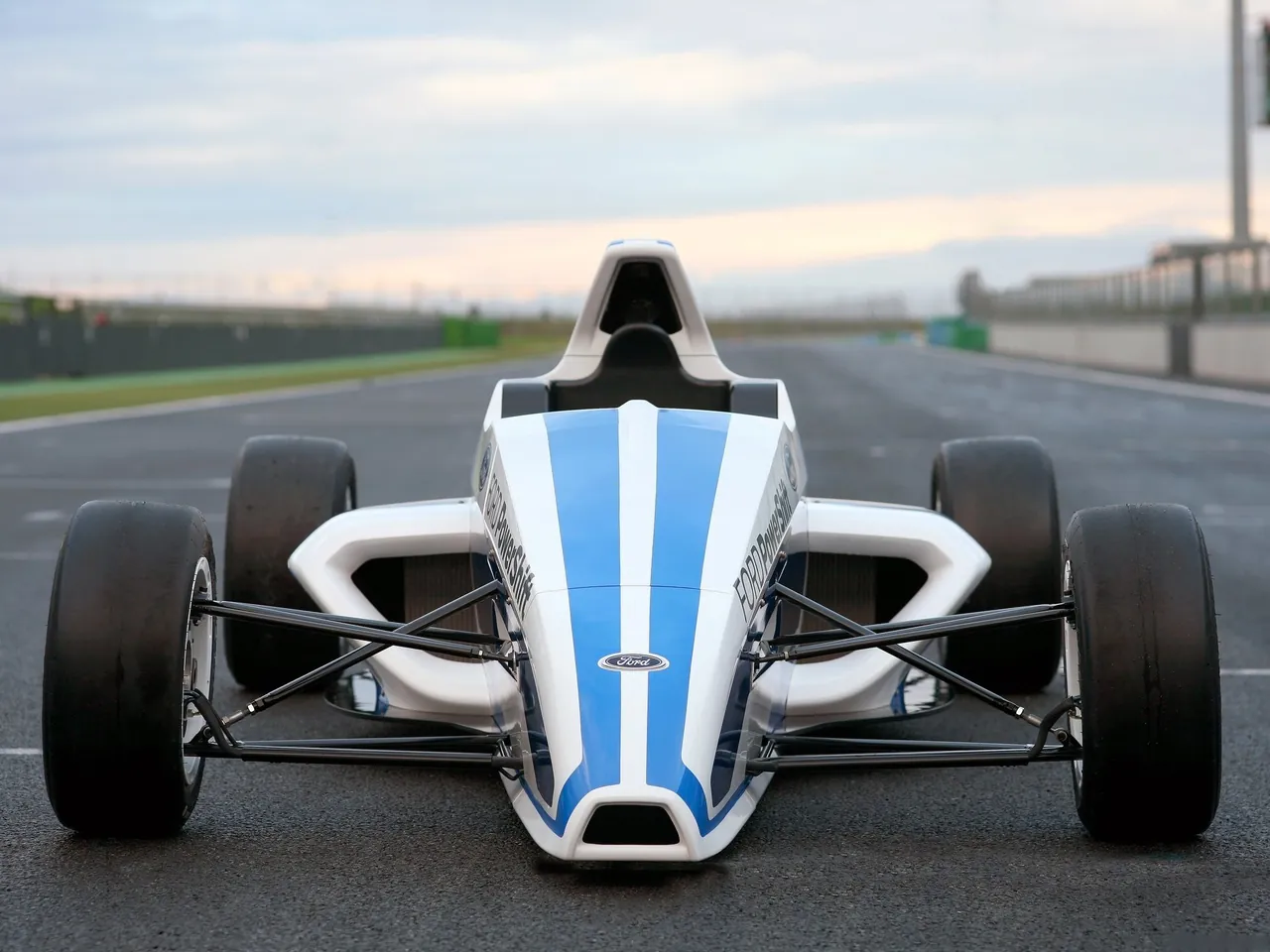 Ford Formula (2012) – zepředu