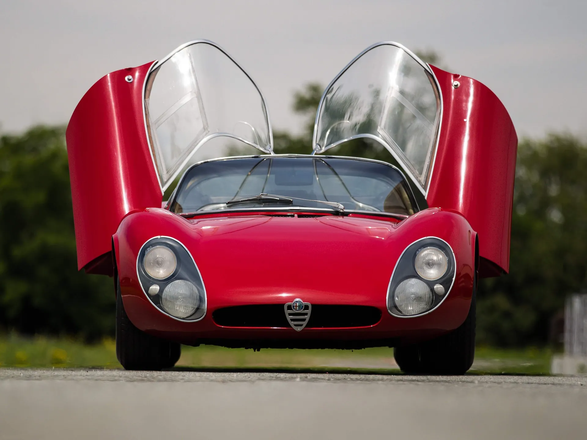 Alfa Romeo 33 Stradale (1967) – zepředu