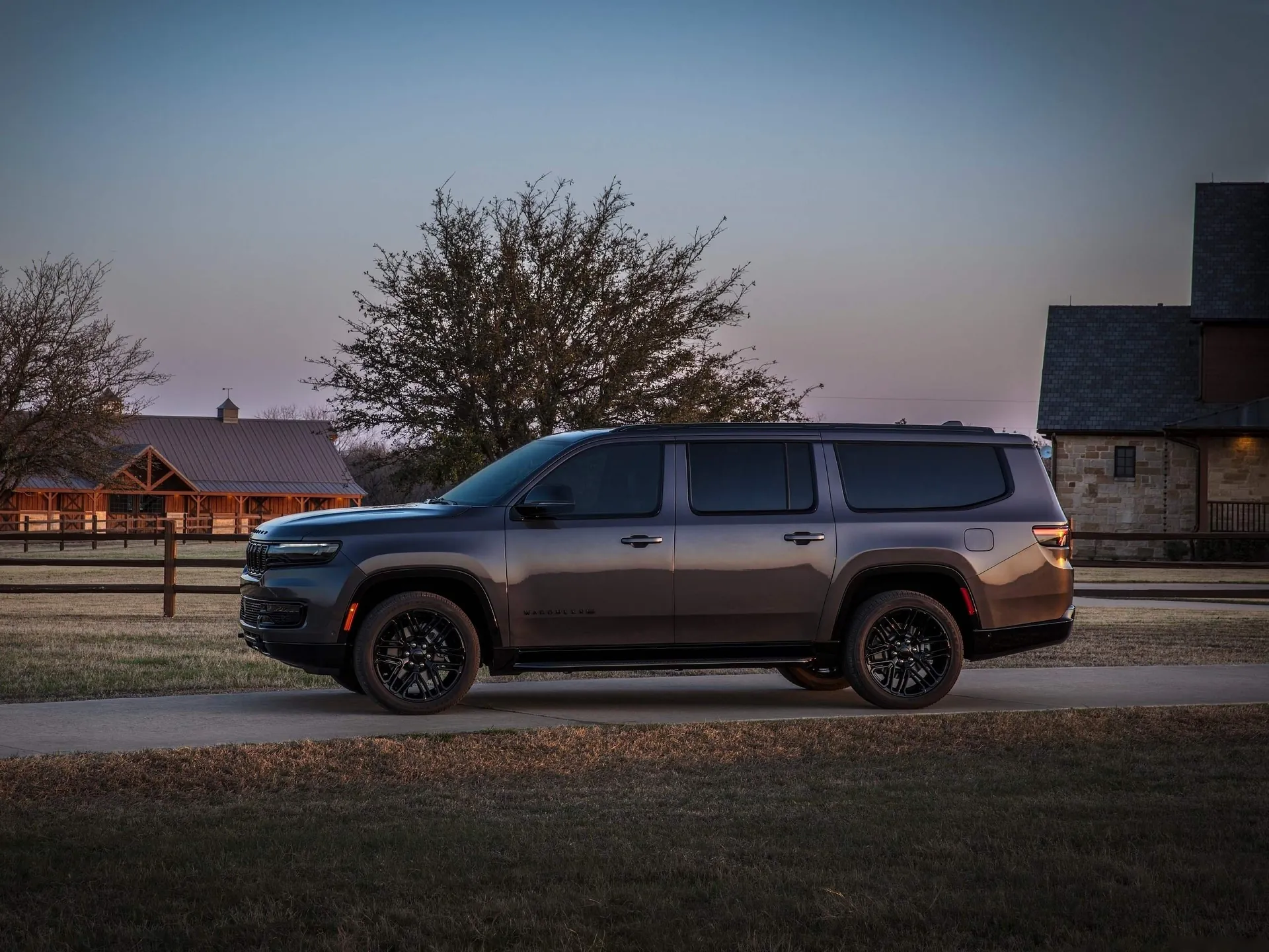 Jeep Wagoneer L (2023) – boční profil