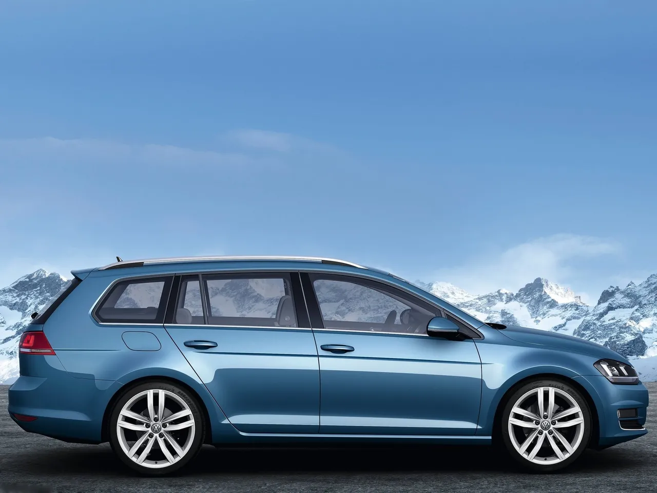 Volkswagen Golf Variant (2014) – boční profil