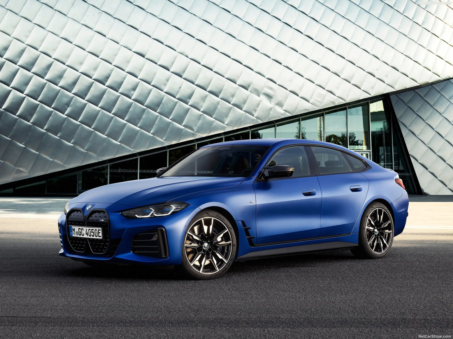BMW i4 (2022)