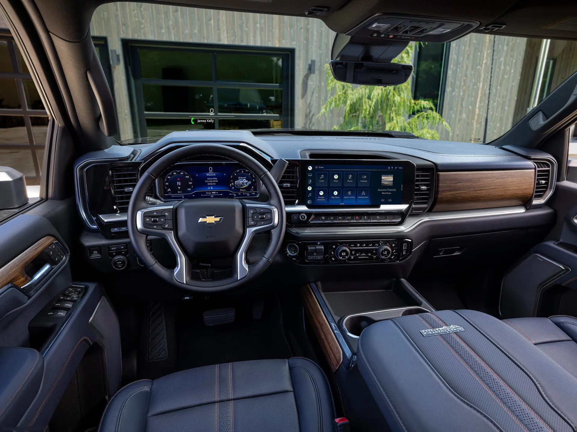 Chevrolet Silverado HD (2024) – interiér