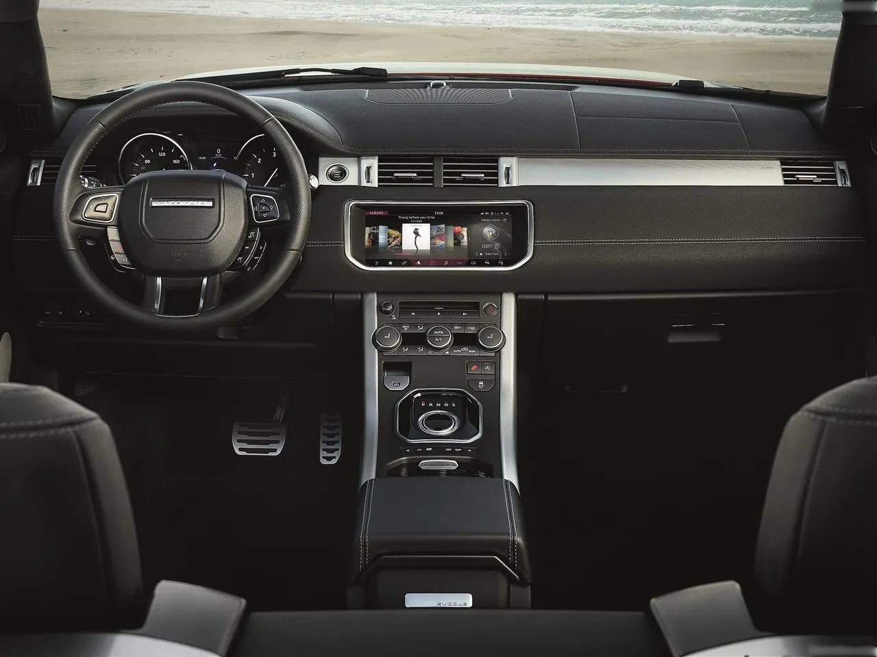 Land Rover Range Rover Evoque Convertible (2017) - Interior