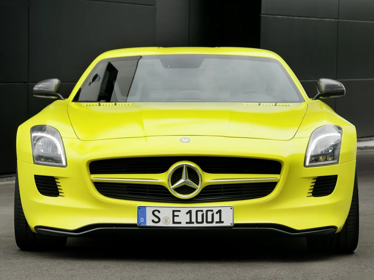 Mercedes-Benz SLS AMG E-Cell Concept (2010) – zepředu
