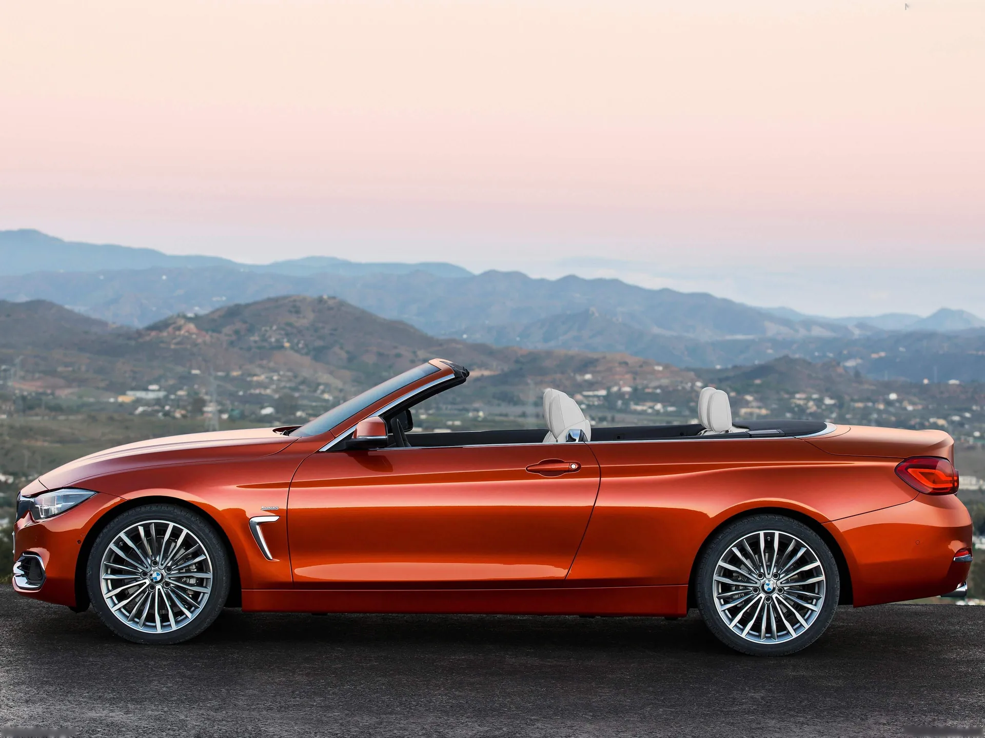 BMW 4-Series Convertible (2018) - Side Profile