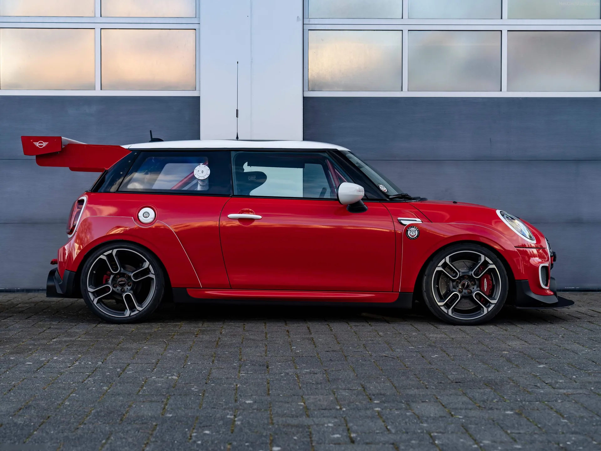 Mini John Cooper Works 24h Nurburgring Race (2022) - Side Profile